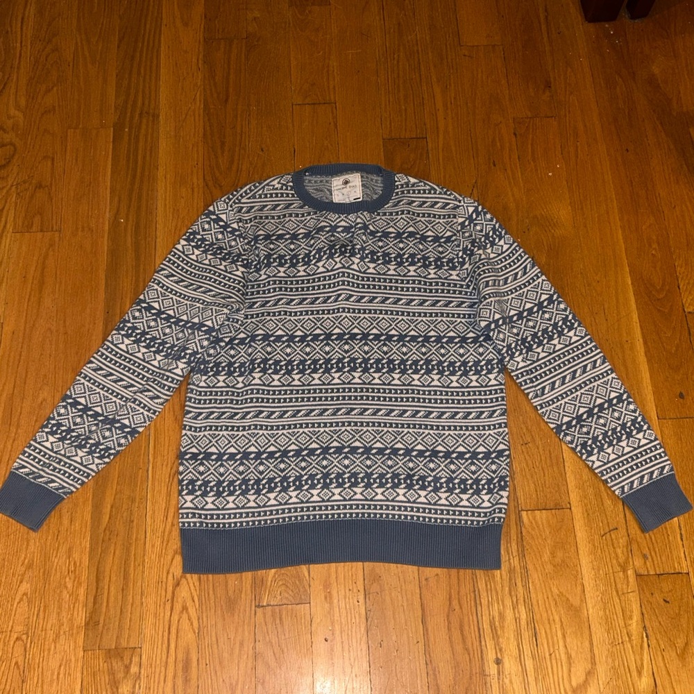 Men’s Holiday Sweater